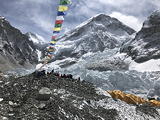ロブチェ・イーストとエベレスト・ベースキャンプ